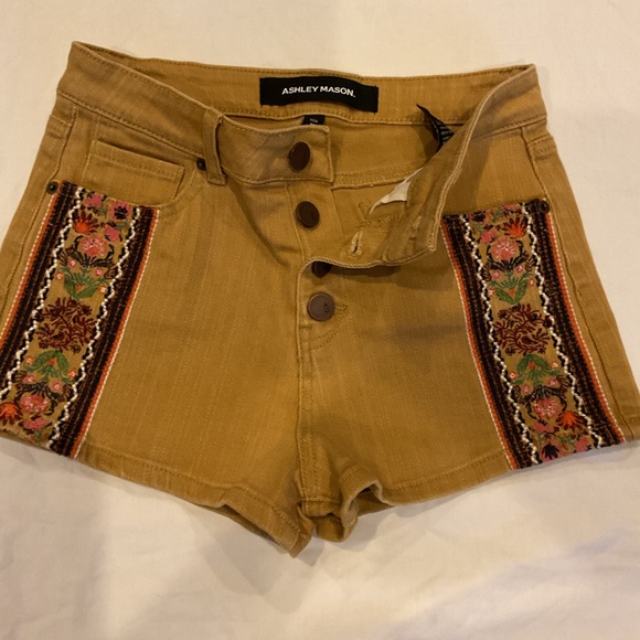 Ashley Mason Pants - Ashley Mason Tan High Waist Embroidered Shorts